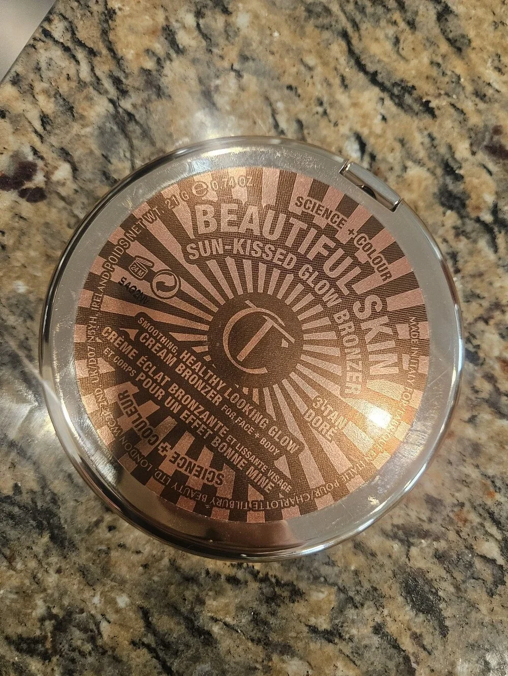 Charlotte Tilbury Cream Bronzer – Radiant Bronze